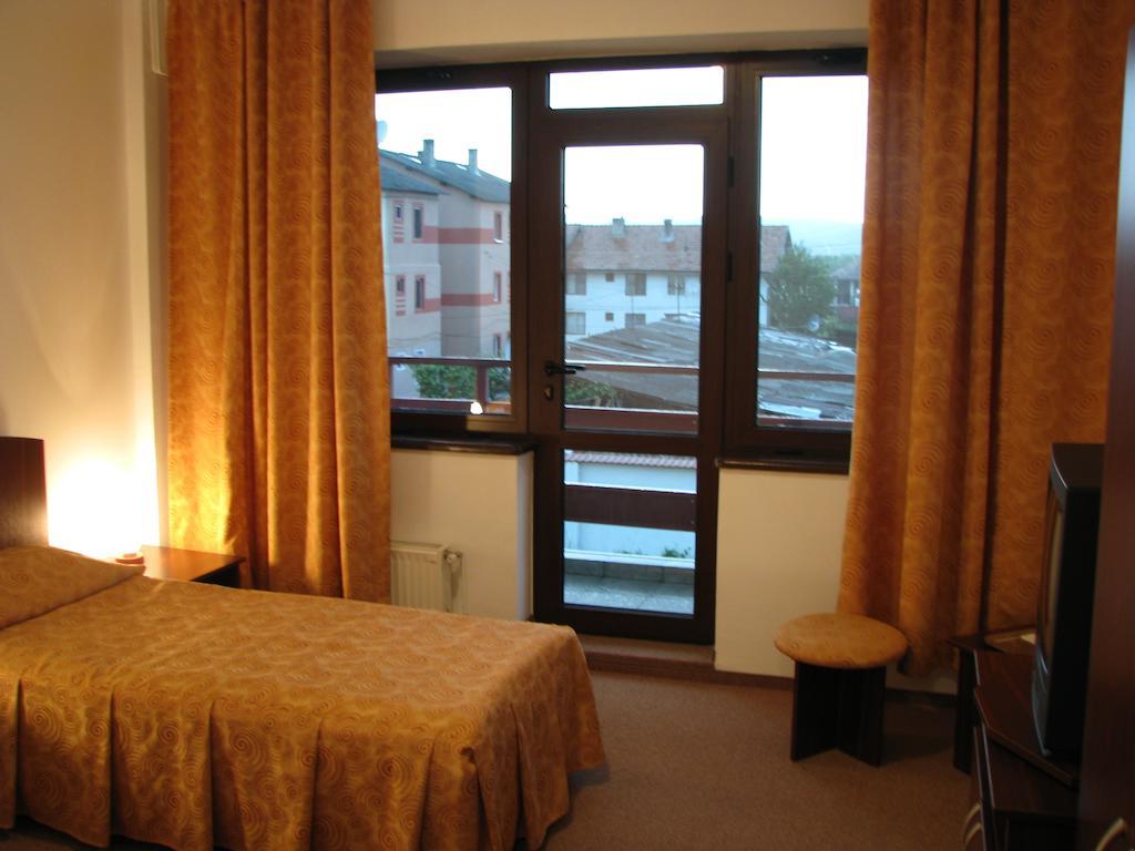 Motel Rupea Habitación foto
